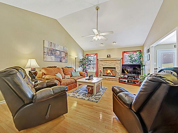 5th image of 1237 Grenoble Dr