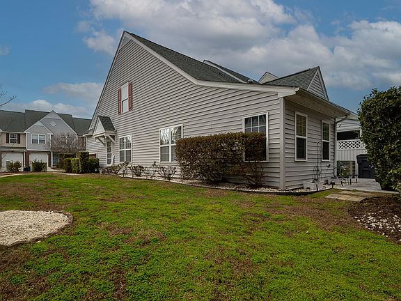 5th image of 144 Wimbledon Way #144