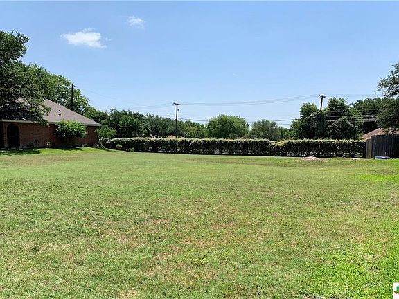 3rd image of 5409 Summerwood Dr