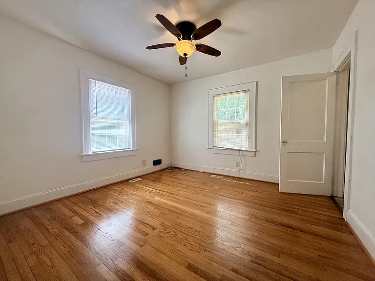 611 Greenland Dr — Photo 12