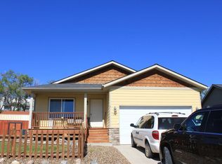 1321 W Pheasant Ridge Dr, Watford City, ND 58854