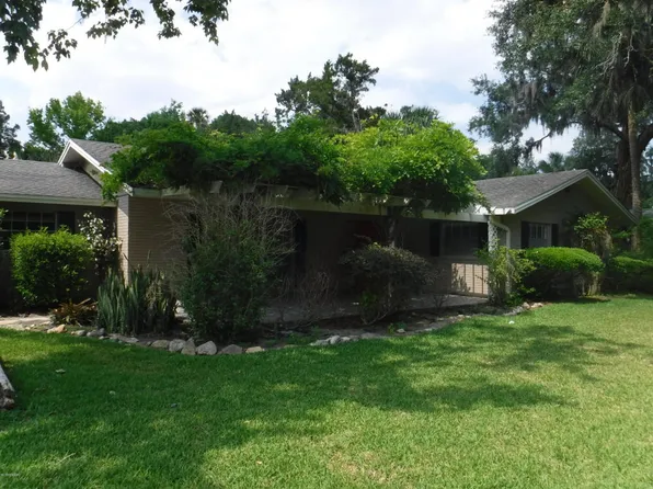 1048 Cedar St, Daytona Beach, FL 32114