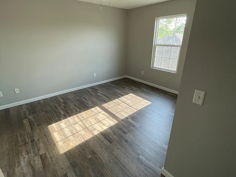 403 S Pike Ave — Photo 10