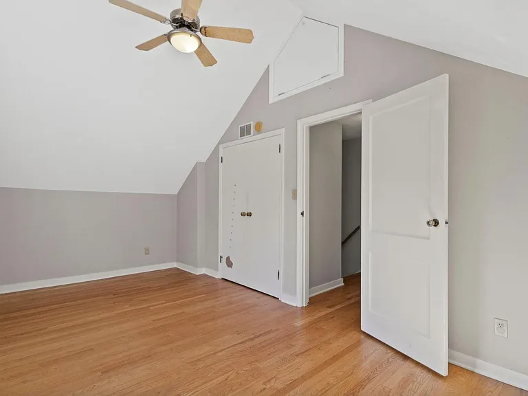 4918 N Berkeley Blvd — Photo 25