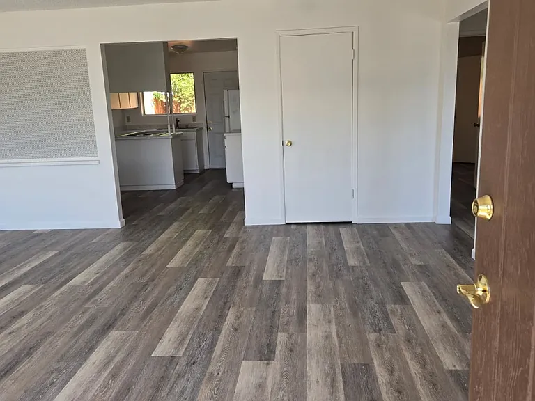 3840 N Fruit Ave #28 — Photo 11