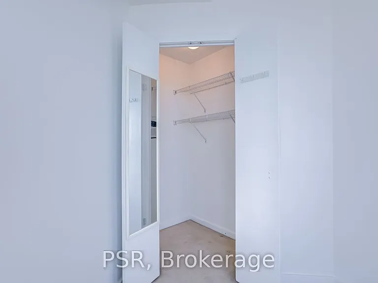 218 Queens Quay W #1506 — Photo 23