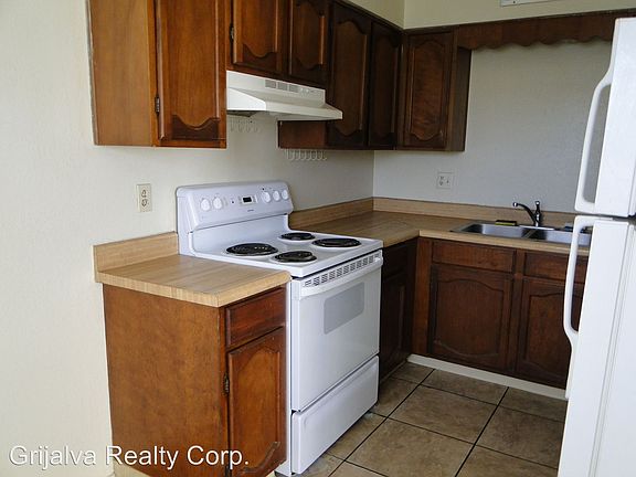 2nd image of 2836 N Sparkman Blvd #C