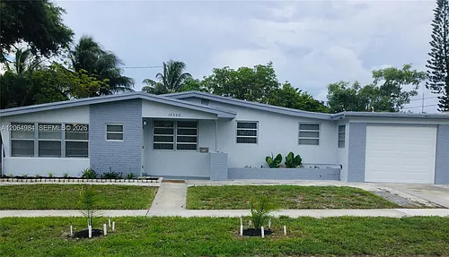 18280 S Glades Dr Photo 1