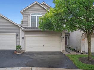 3103 River Birch Ct, McHenry, IL 60051