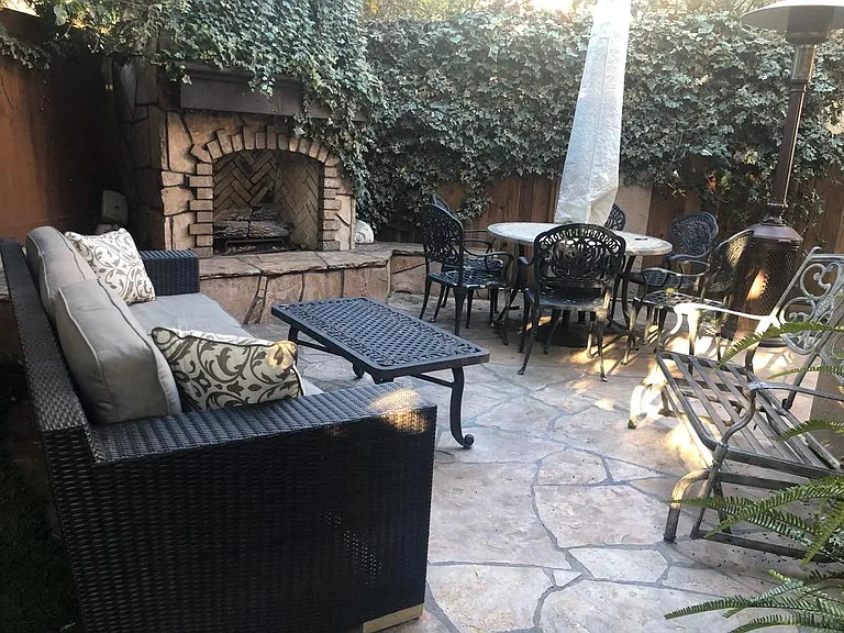 Gas log fireplace, outdoor speakers.