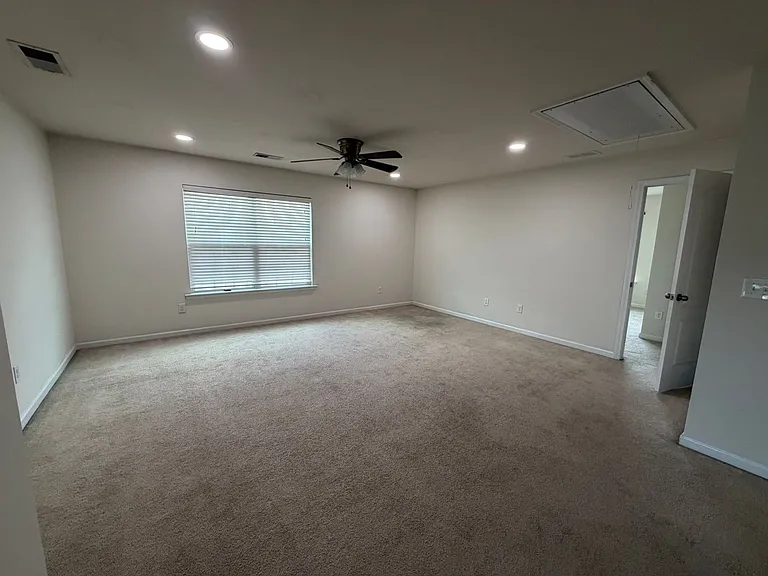 137 Sequoia St — Photo 11