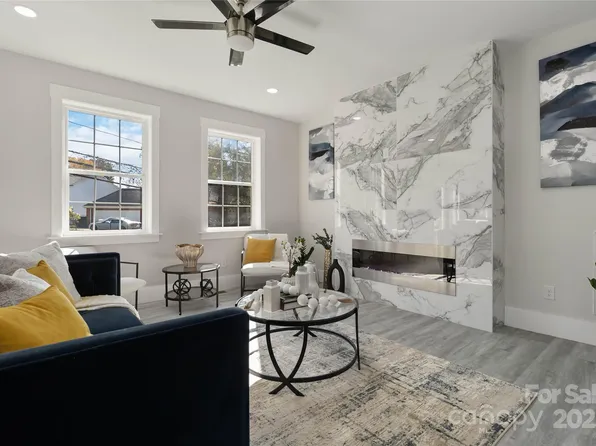 3008 Cricketeer Dr, Charlotte, NC 28216