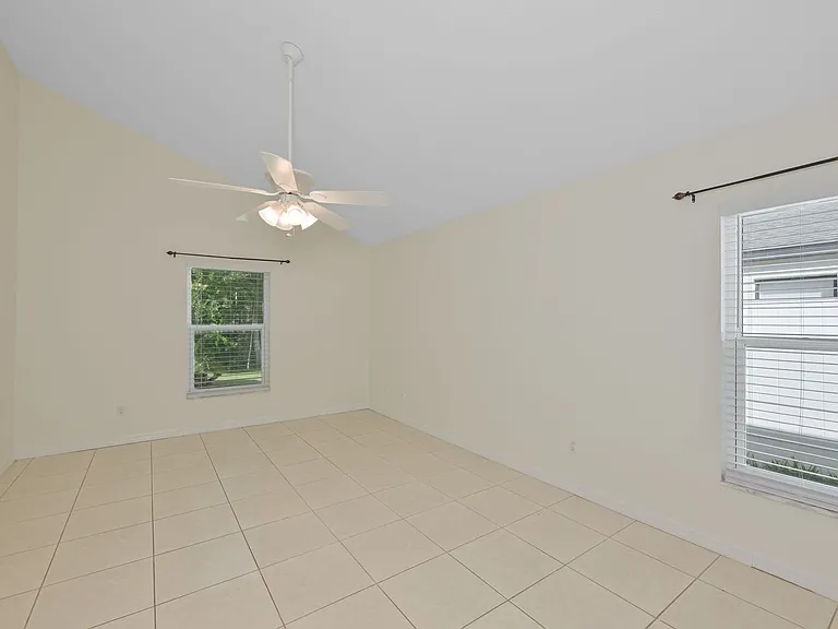 1147 Timber Trace Dr — Photo 17