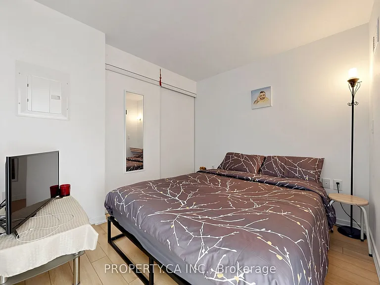36 Lisgar St #819W — Photo 8