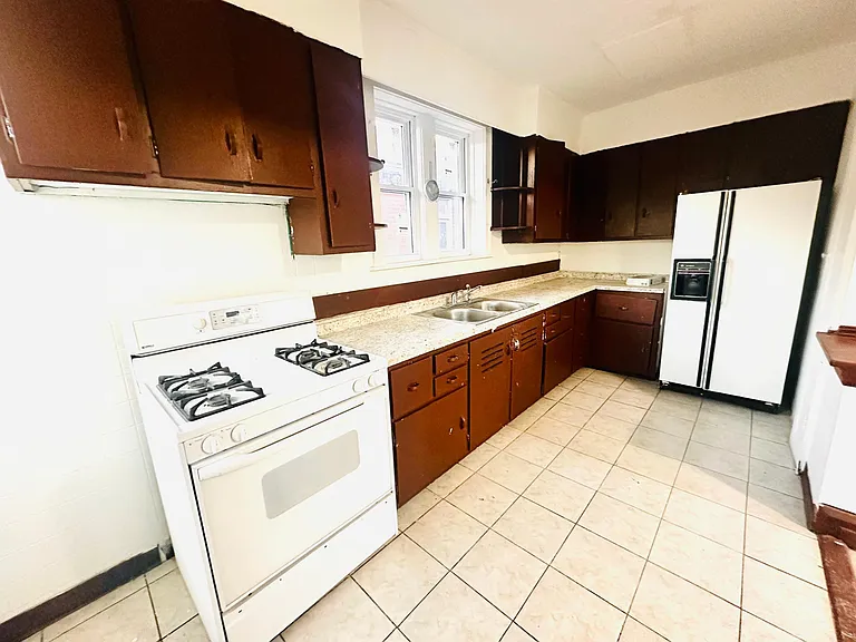 3722 Dunnica Ave #2 — Photo 7