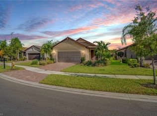 10808 Glenhurst St, Fort Myers, FL 33913