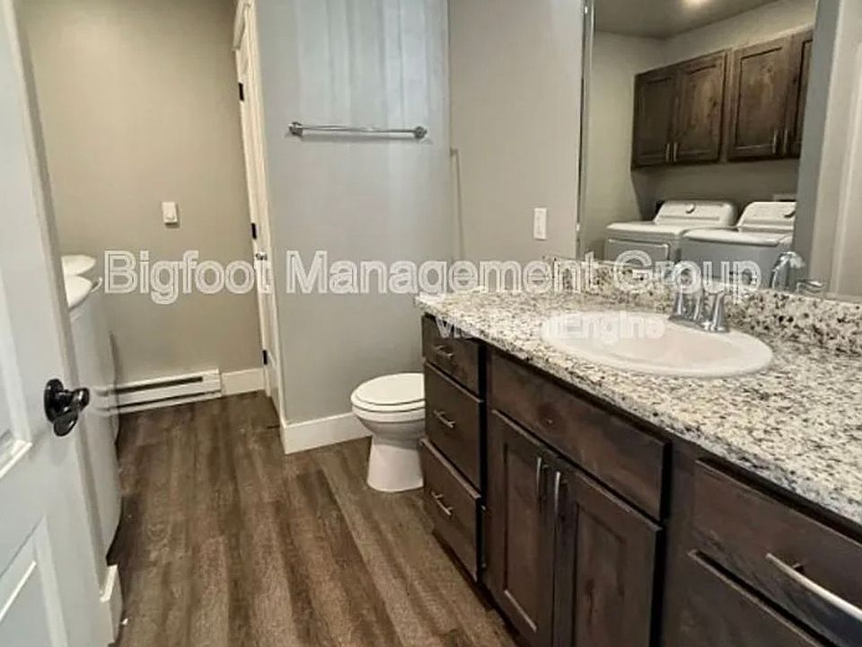 2nd image of 7995 Avocet Dr #D