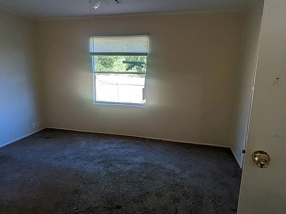 5th image of 12015 Greencanyon Dr