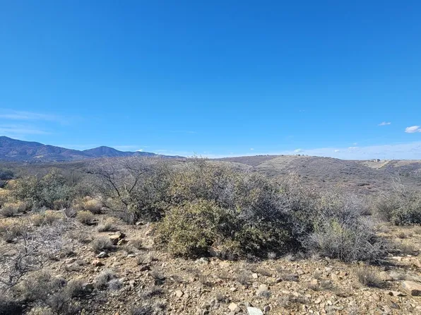 1541 S Rudys Trl, Dewey, AZ 86327