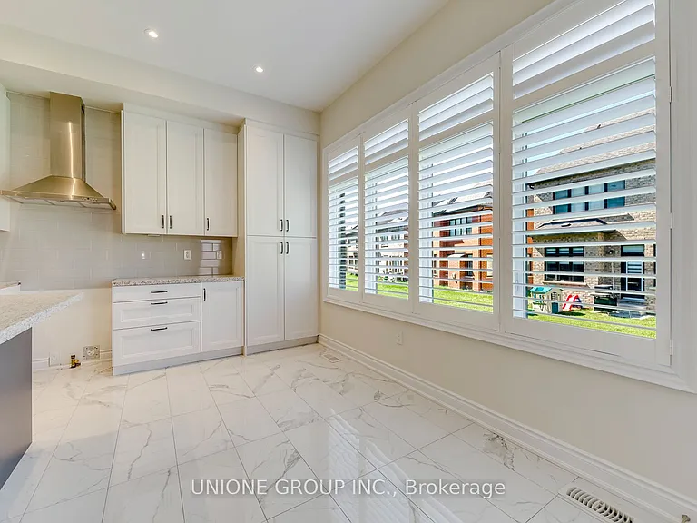 3440 Mosley Gate — Photo 20