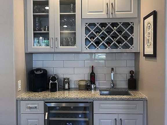 Wine/coffee bar