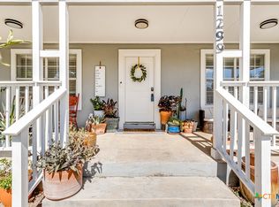 1299 Oakridge Dr, Blanco, TX 78606