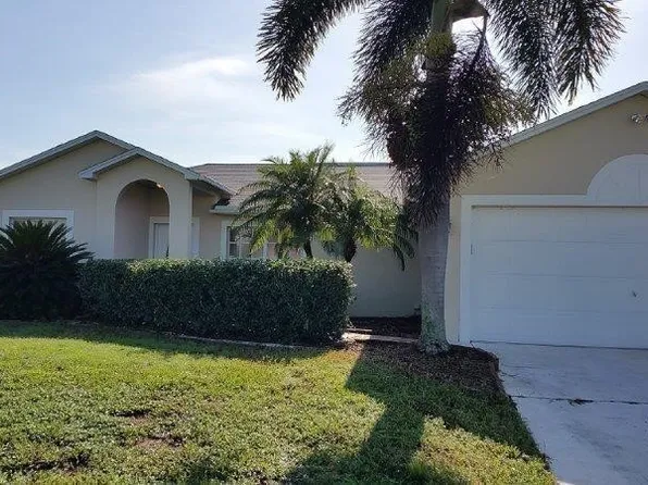 5 NW 30th Pl, Cape Coral, FL 33993