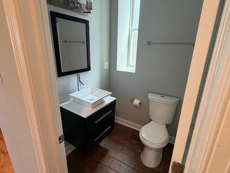 2724 W 16th St #2 — Photo 12