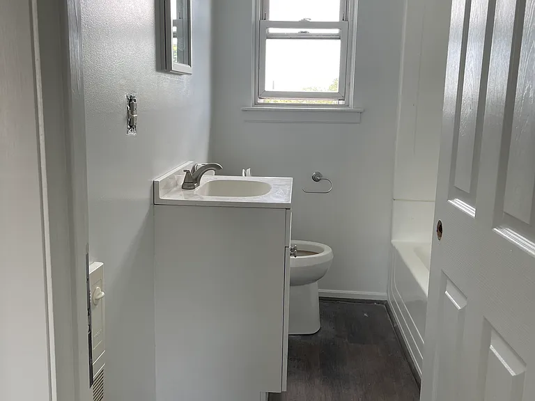 1516 Rodman St #9 — Photo 2