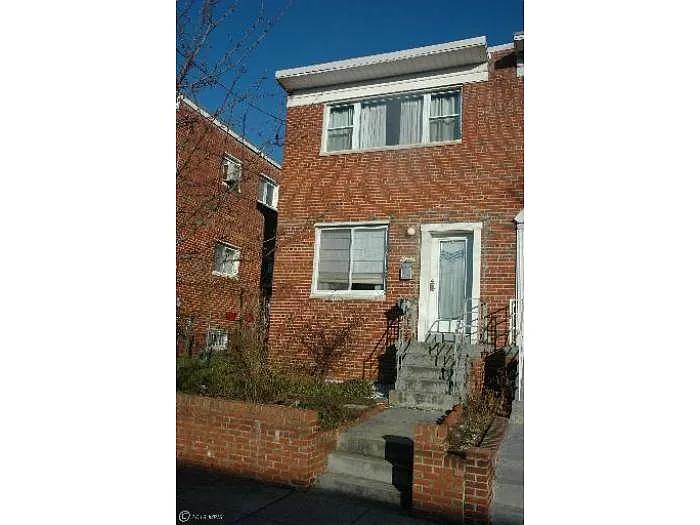 7515 8th St NW photo 1