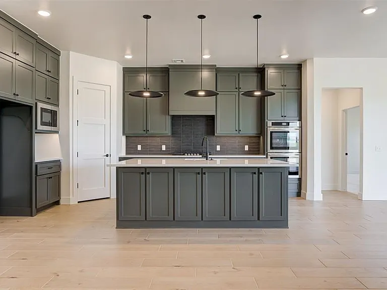 3252 Mission Hill Dr — Photo 6