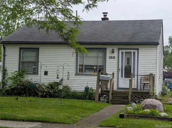 6055 Harrison St, Garden City, MI 48135