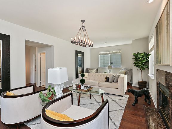 4th image of 156 Serra Ln