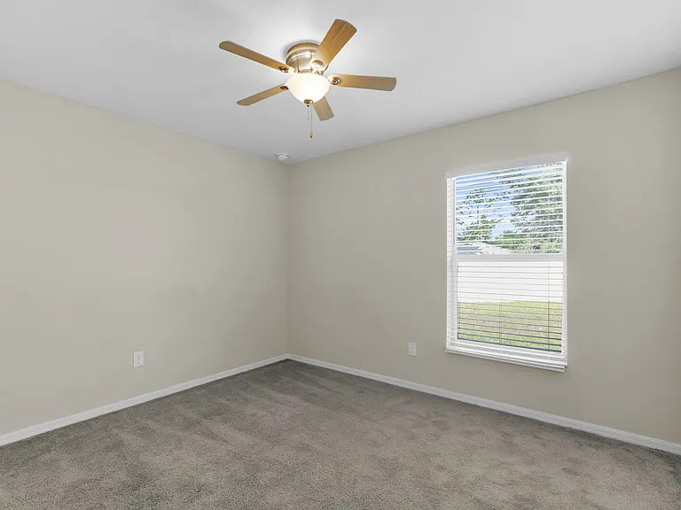 11302 SW 62nd Cir — Photo 17