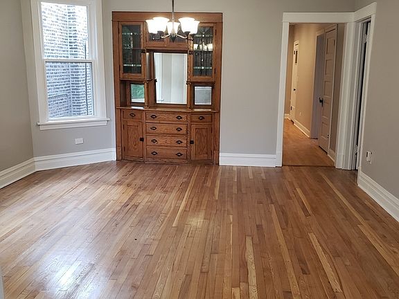 4th image of 876 N Sacramento Blvd #2