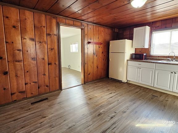 5th image of 1340 Pater Ave APT 1