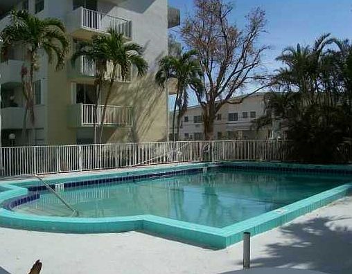 3rd image of 1801 S Treasure Dr APT 111