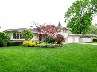 2501 Harrison St, Glenview, IL