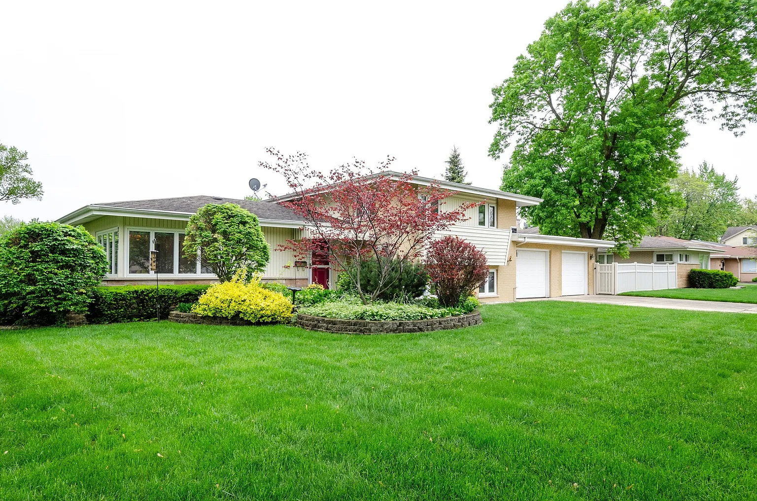 2501 Harrison St photo 1