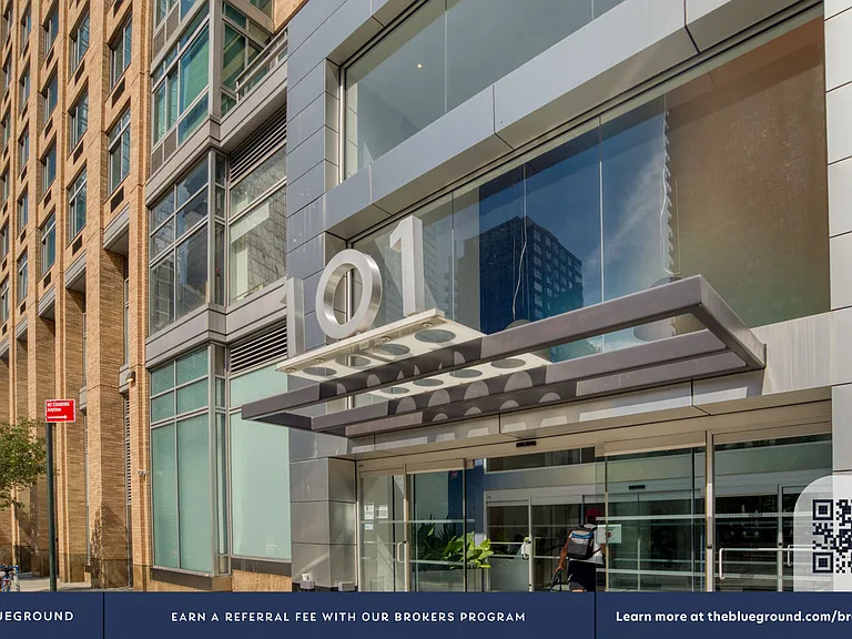 101 W End Ave #11Q — Photo 40