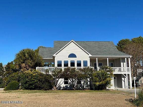 4th image of 242 Hickory Shores Drive