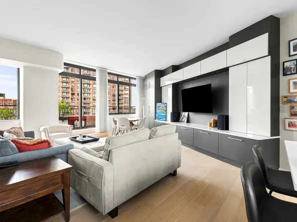 155 W 70th St, New York, NY