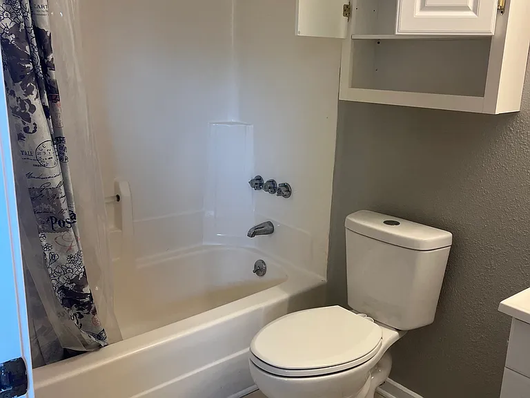 134 Luden Dr #B — Photo 13