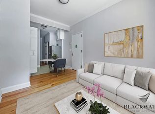450 W 46th St APT 1RW, New York, NY 10036