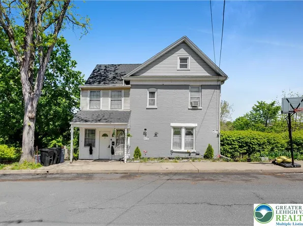 1043 W Nesquehoning St, Easton, PA 18042