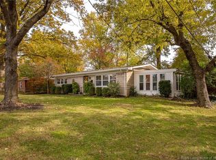 100 N Elm St, Clarksville, IN 47129
