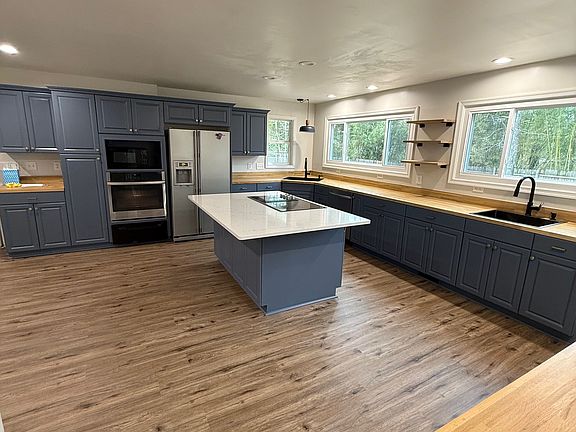 4th image of 3720 Cardinal Ln