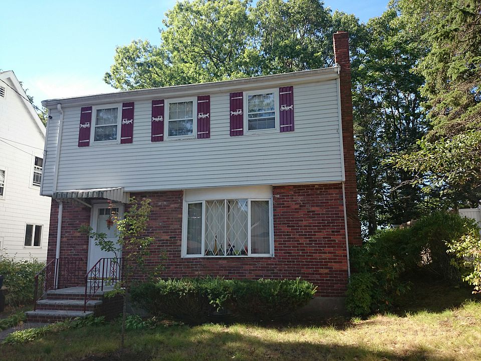 1st image of 31 Eastwood Cir