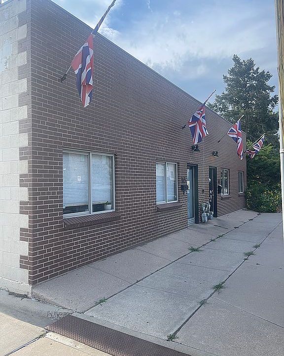 1st image of 3611 S Fox St