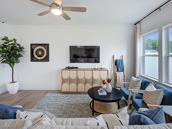 7th image of this home